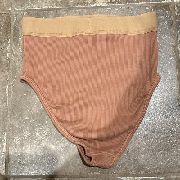 SKIMS COTTON RIB BREIFS NEW - Picture 10 of 10